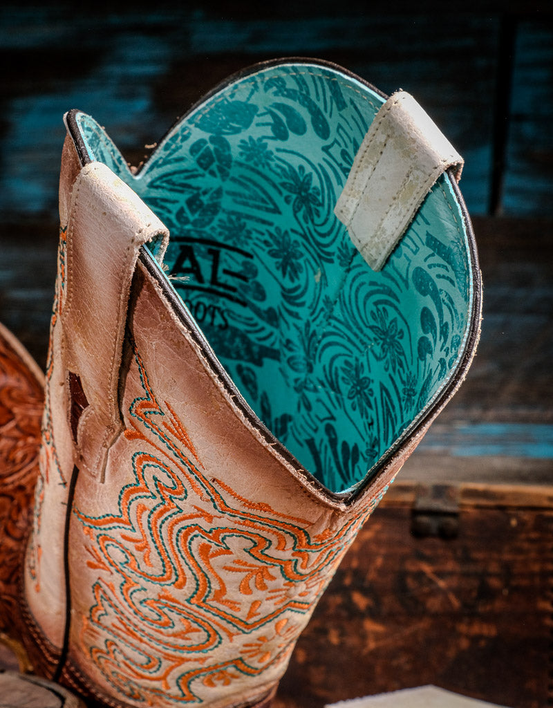 Ladies Floral Embroidered Square Toe Western Boots Z5126