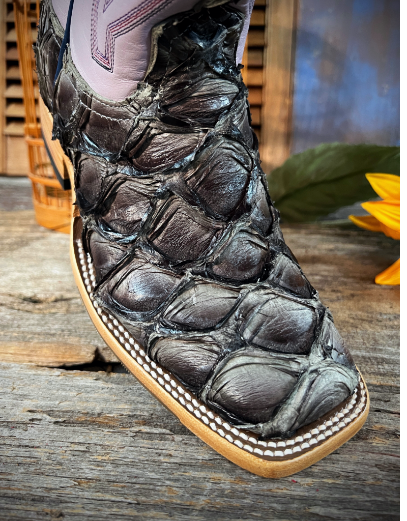 Macie Bean Women's Mockingbird Big Bass Square Toe Western Boots M2037