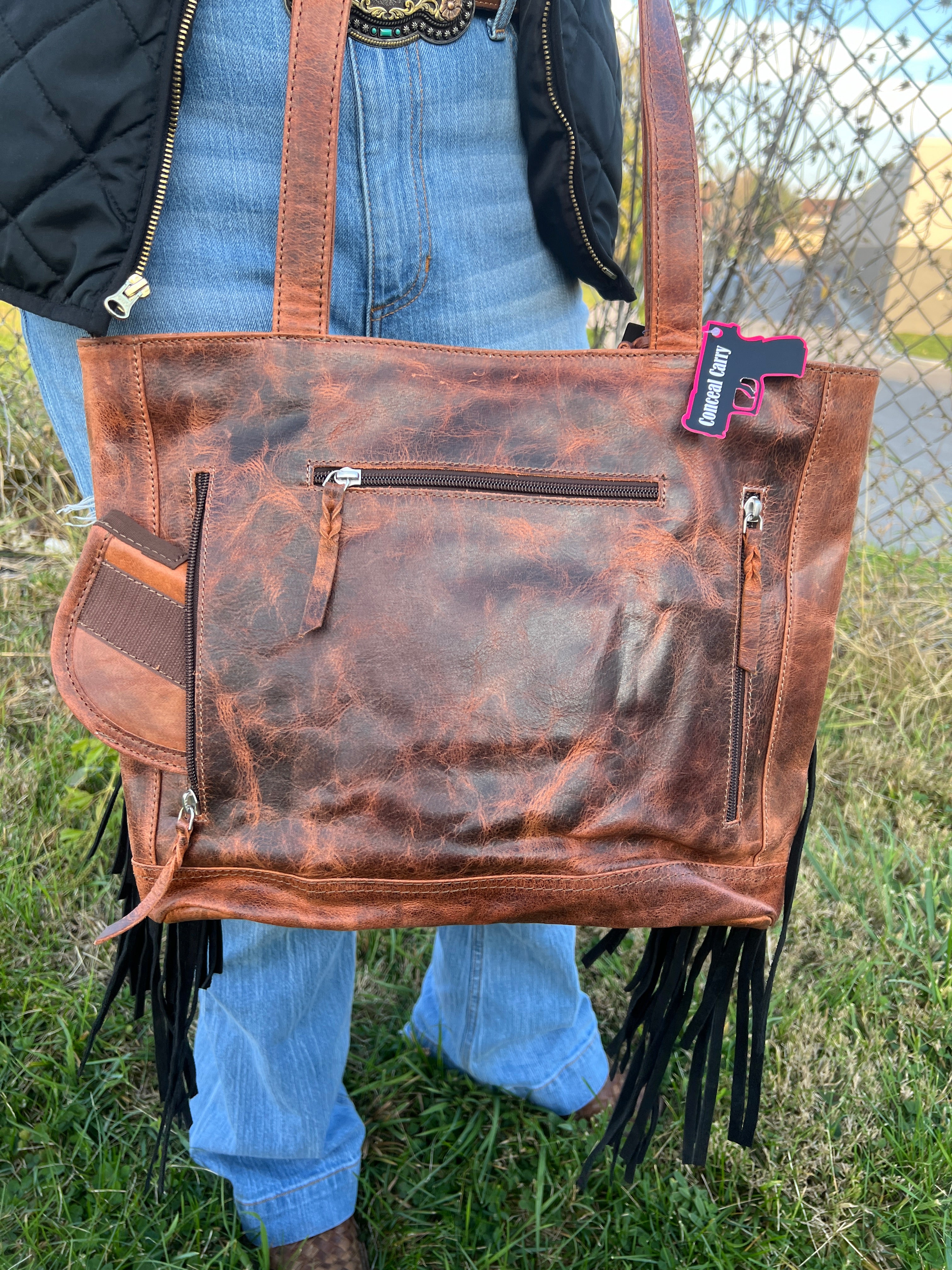 Angel Ranch Dixie Conceal Carry Aztec Fringe Tote D330004897