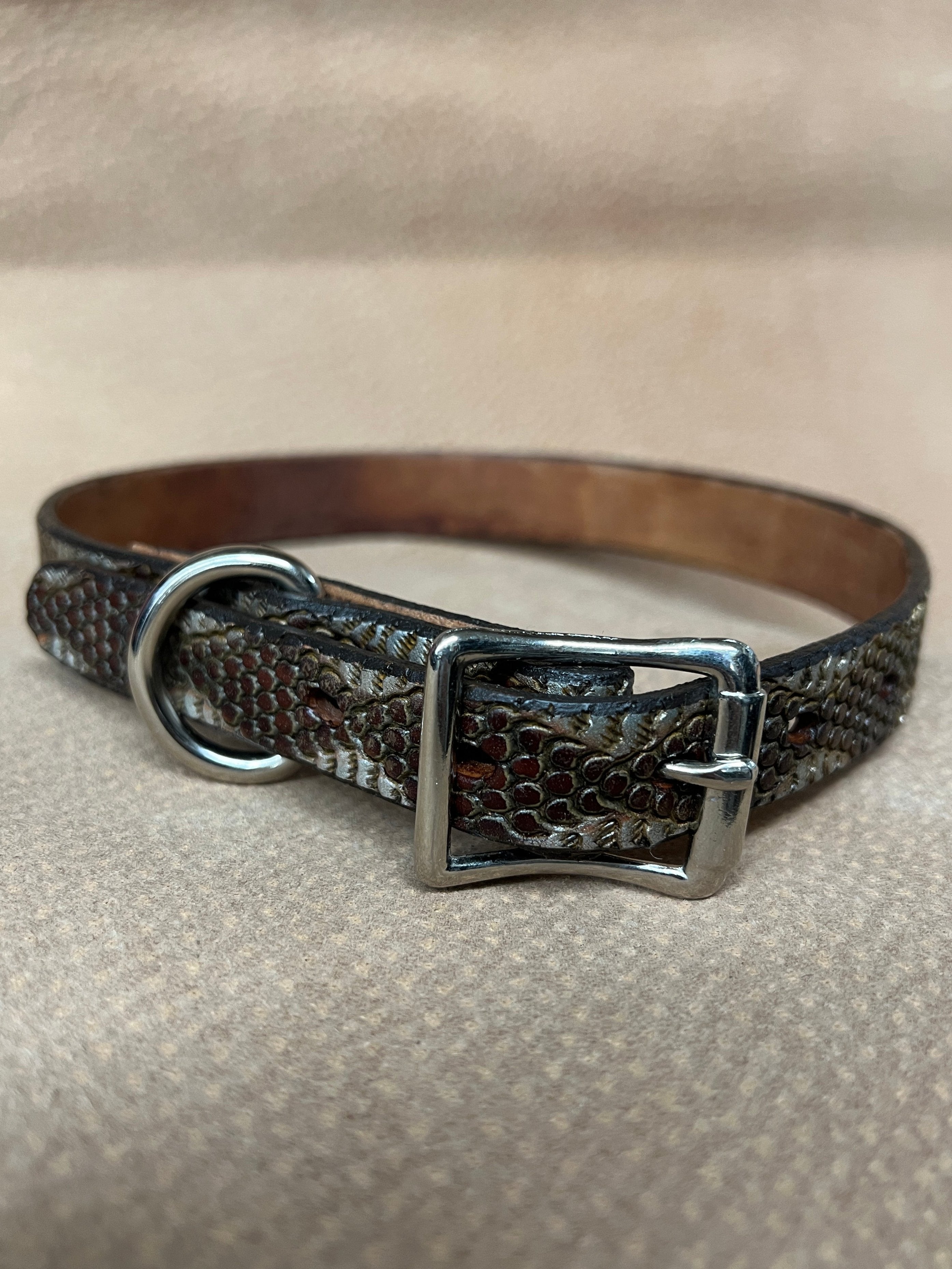 Handmade Leather Dog Collar 22" Neck