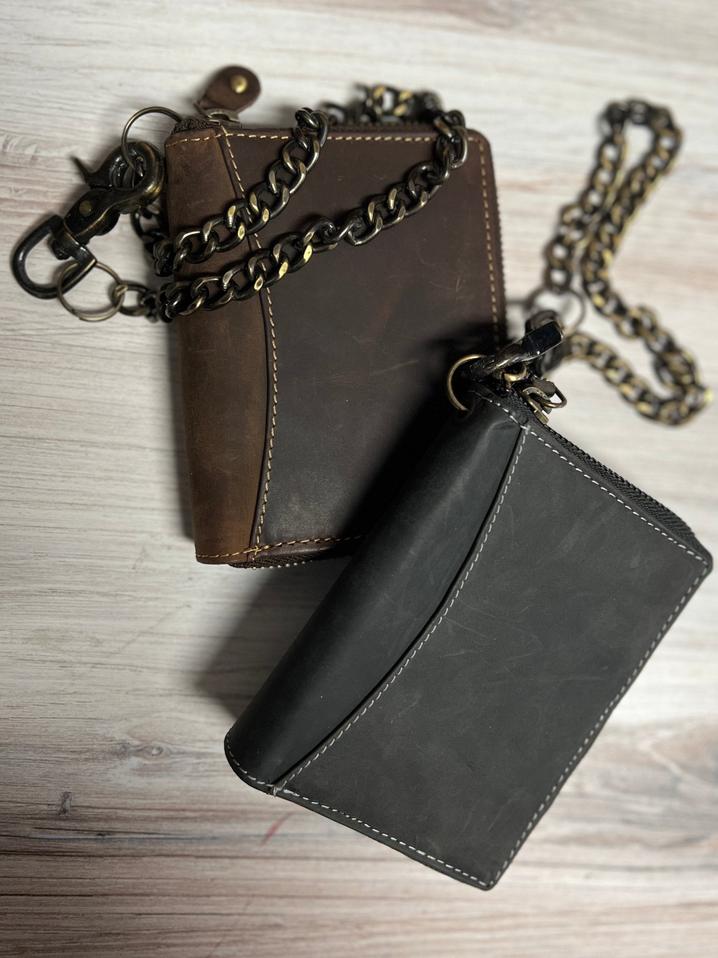 Classic Look Small Trucker Zip Wallet with Chain 51360