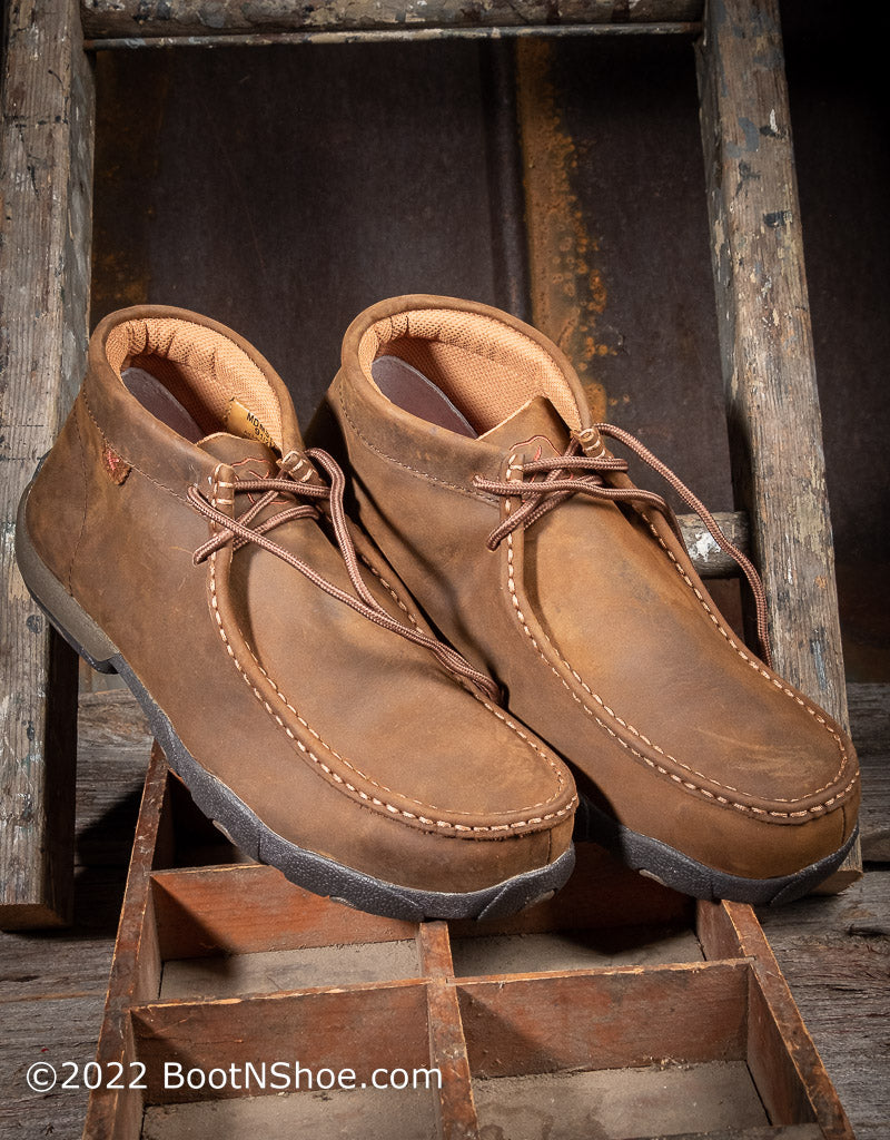 Twisted X Men's Steel Toe Driving Doc Distressed Saddle — Boyers