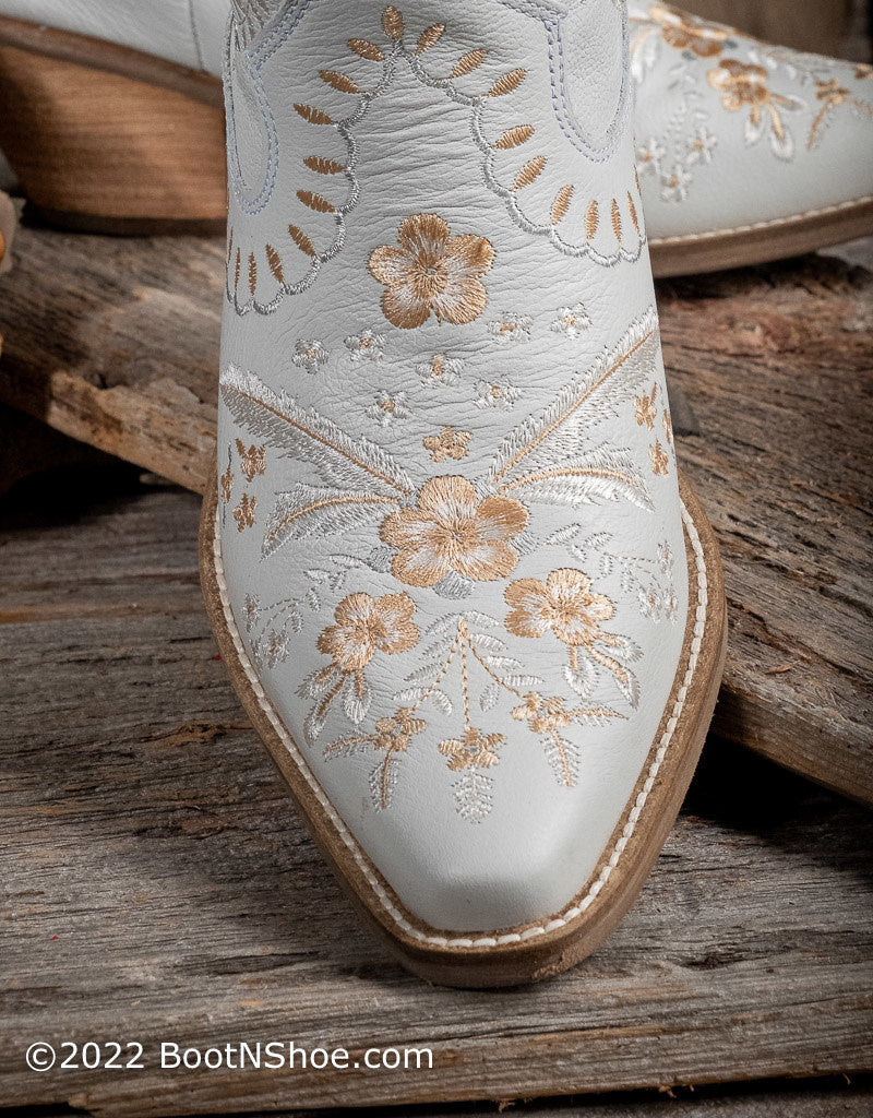 Women's #Primrose White Floral Embroidery Short Western Booties DI748